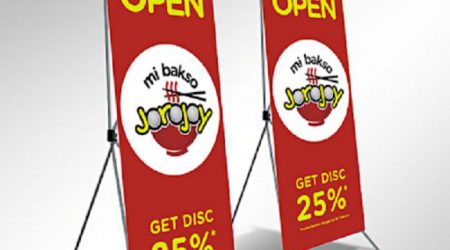 Mẫu standee khai trương hồng phát chất lượng nhất